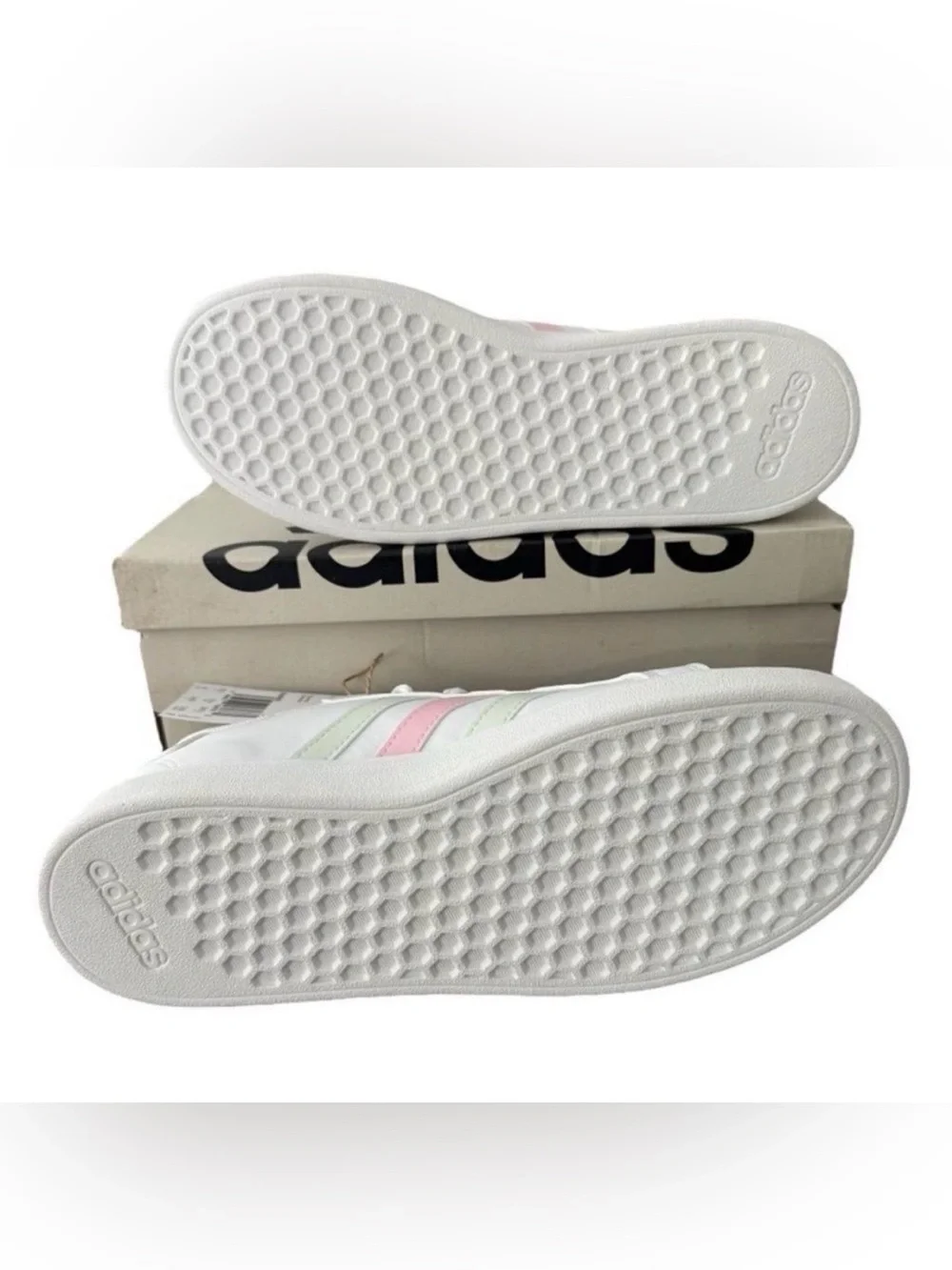 NWT Adidas Grand Court 2.0 K Pastel Sneakers White Pink Youth 6 Fits Women 7.5